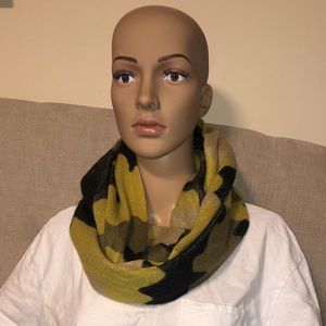 Michael kors camo scarf sales